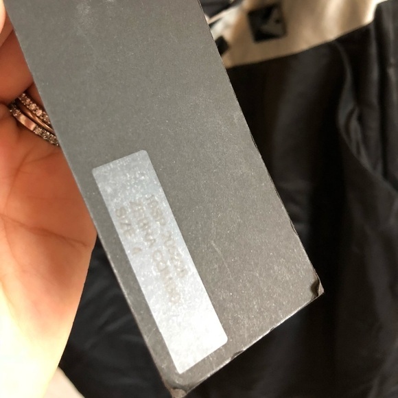 LAILA Azhar Strapless Pleated Dress - Picture 7 of 9